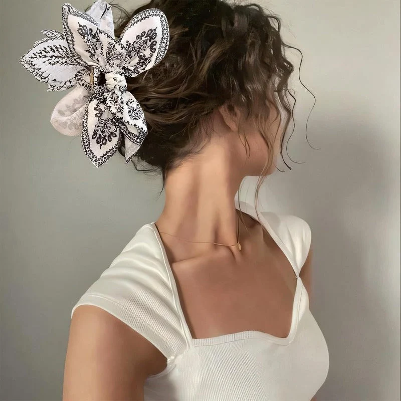 Paisley Bow Hair Claw - Image 2
