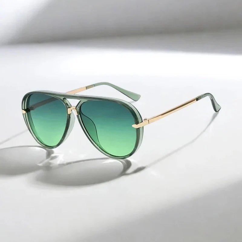 UV400 Retro Sunglasses - Image 4